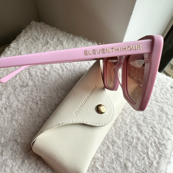 Eleventh Hour + LWP Limited Collab Glasses - Picture 2 of 6